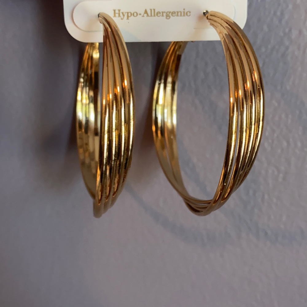 Large gold hoop earrings